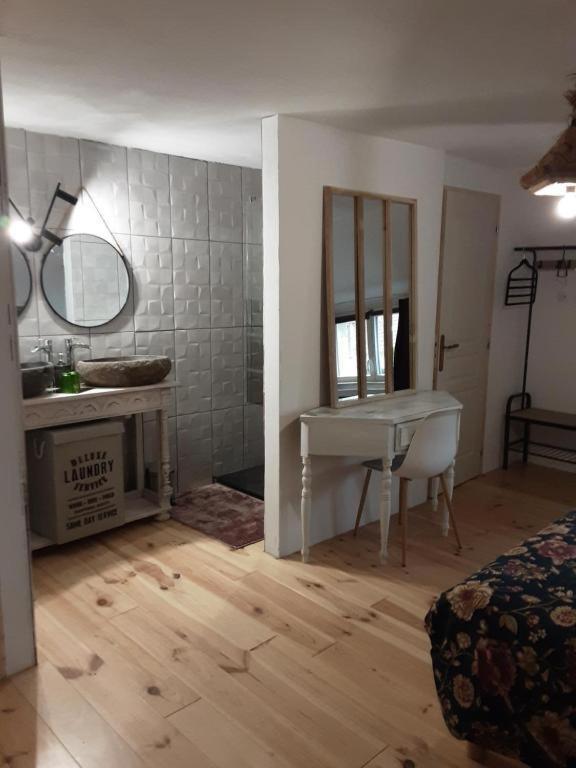 Chambre K Au Domaine Du Mont Scolan Montgardon Zewnętrze zdjęcie