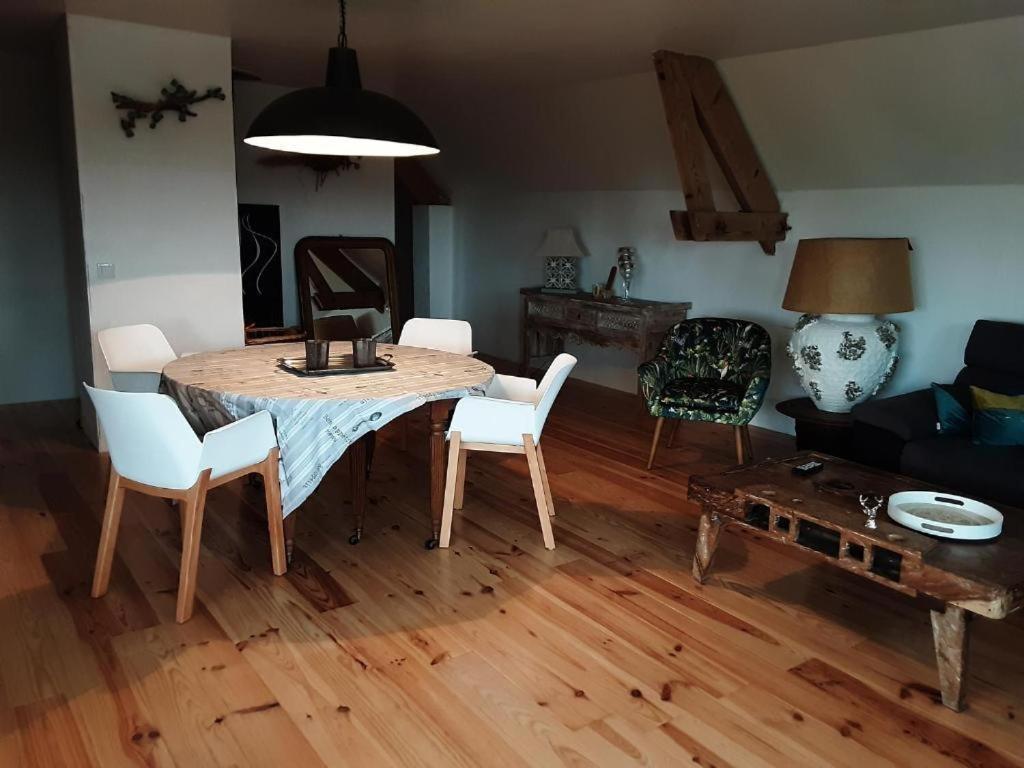 Chambre K Au Domaine Du Mont Scolan Montgardon Zewnętrze zdjęcie
