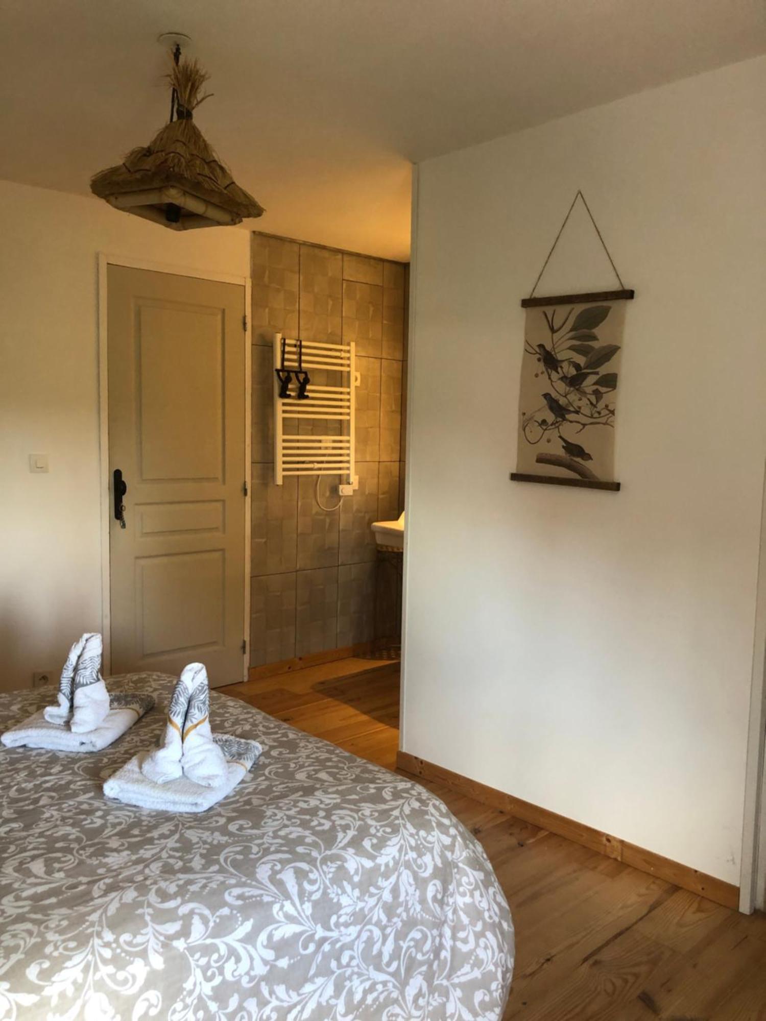 Chambre K Au Domaine Du Mont Scolan Montgardon Zewnętrze zdjęcie